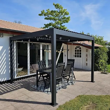 Vacation For 4 Persons בית נופש